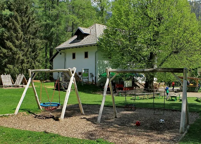 Guest house Dom Pristava Jesenice