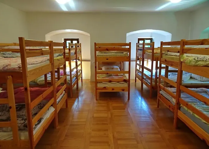 Dom Pristava Jesenice